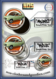 badge / magnet /porte clé décapsuleur Peugeot 104 verte