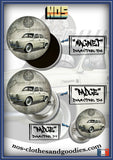 Badge /Magnet / porte clé décapsuleur Renault Dauphine Gordini