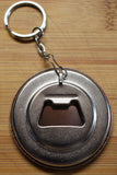 Badge/magnet/porte clé décapsuleur Chevrolet fleetline aerosedan 1942