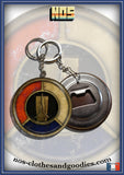 Badge / magnet/ porte clé décapsuleur  Plymouth logo